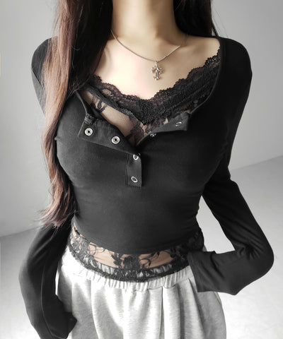 【 人気アイテムの長袖verが新登場！ 】レースレイヤードヘンリーネックスクエア長袖Ｔシャツ ／ lace layered henley neck square long sleeve T-shirt