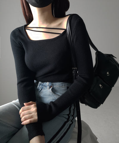 【 ３color 】２ストラップスクエアネックリブニット