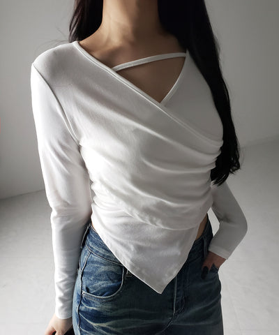 【 ３color 】ラインストラップギャザークロスレイヤードトップス ／ line strap gather cross layered Tops