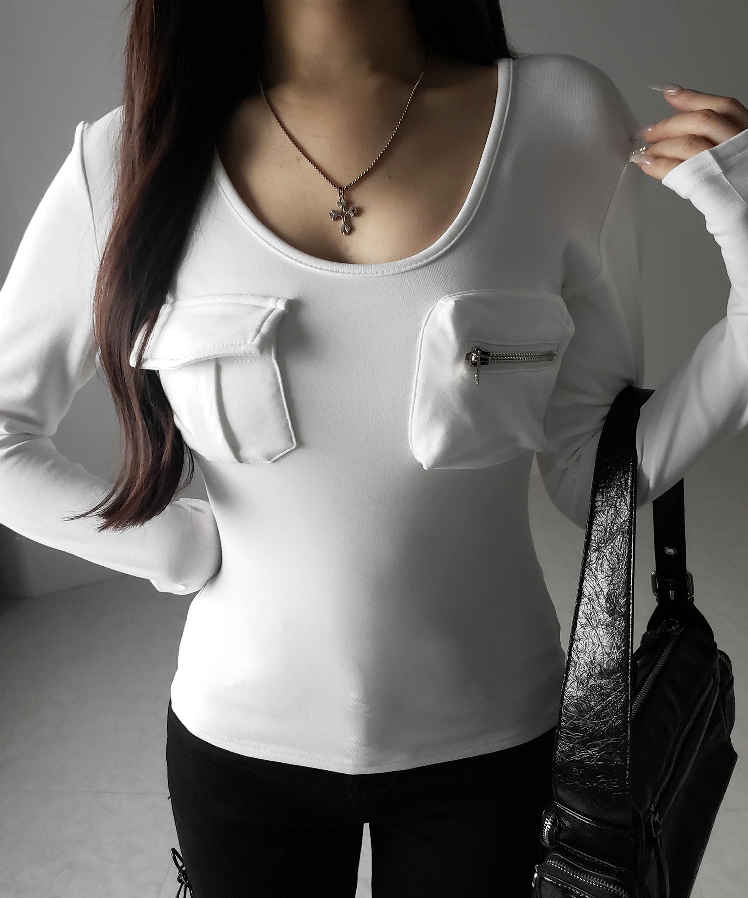 【 裏起毛 】アウトポケットオープンネックスリムトップス ／ out pocket open neck slim tops