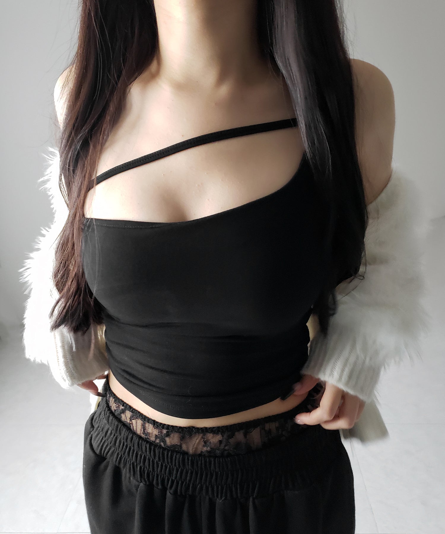 【 ３color ／ カップ付 】ラインストラップワンショルキャミソール ／ line strap one shoulder camisole