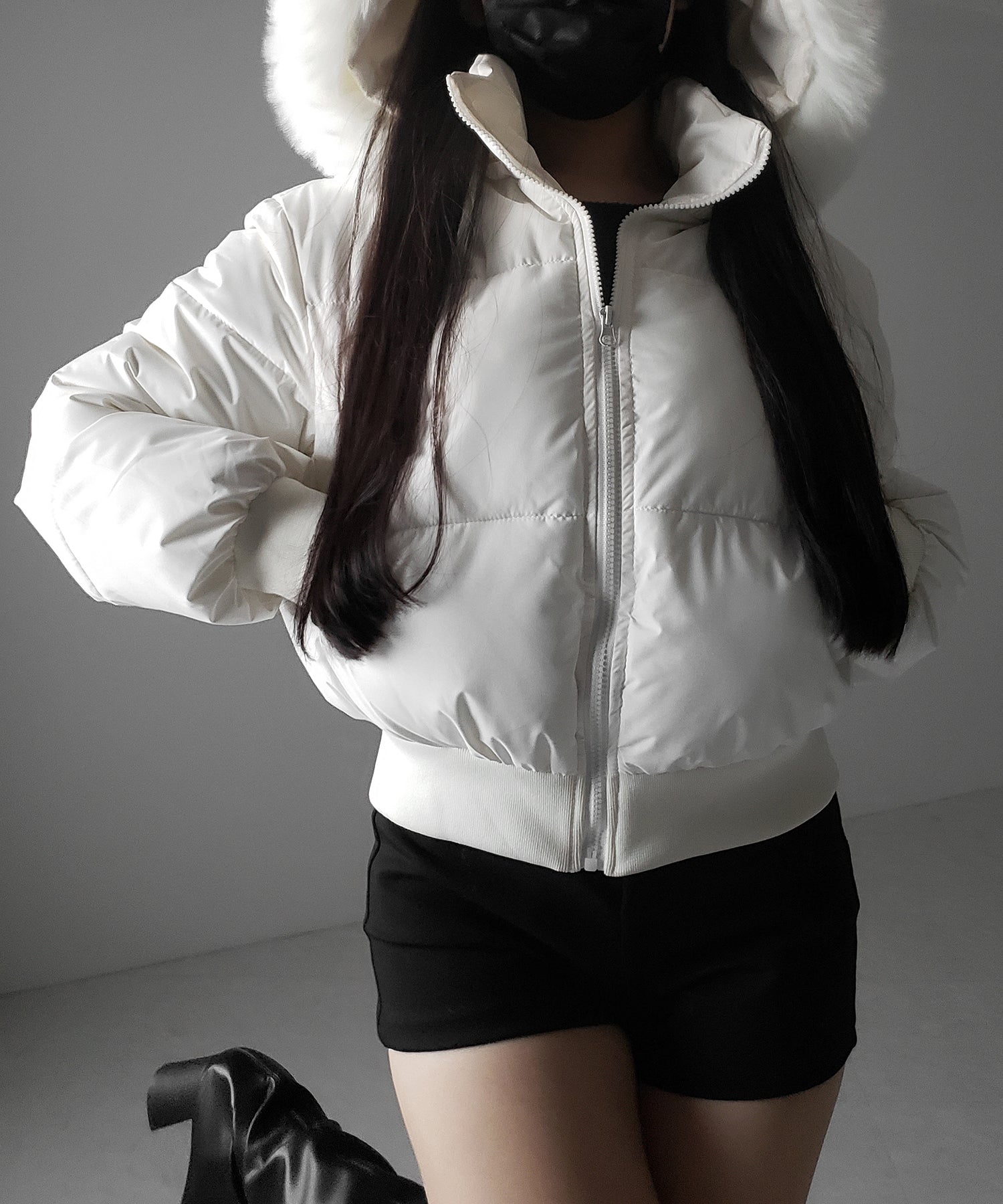 【 フード取り外し可能２ＷＡＹ 】フェイクファーフードショートダウンジャケット ／ 2WAY fake fur hoodie short down jacket