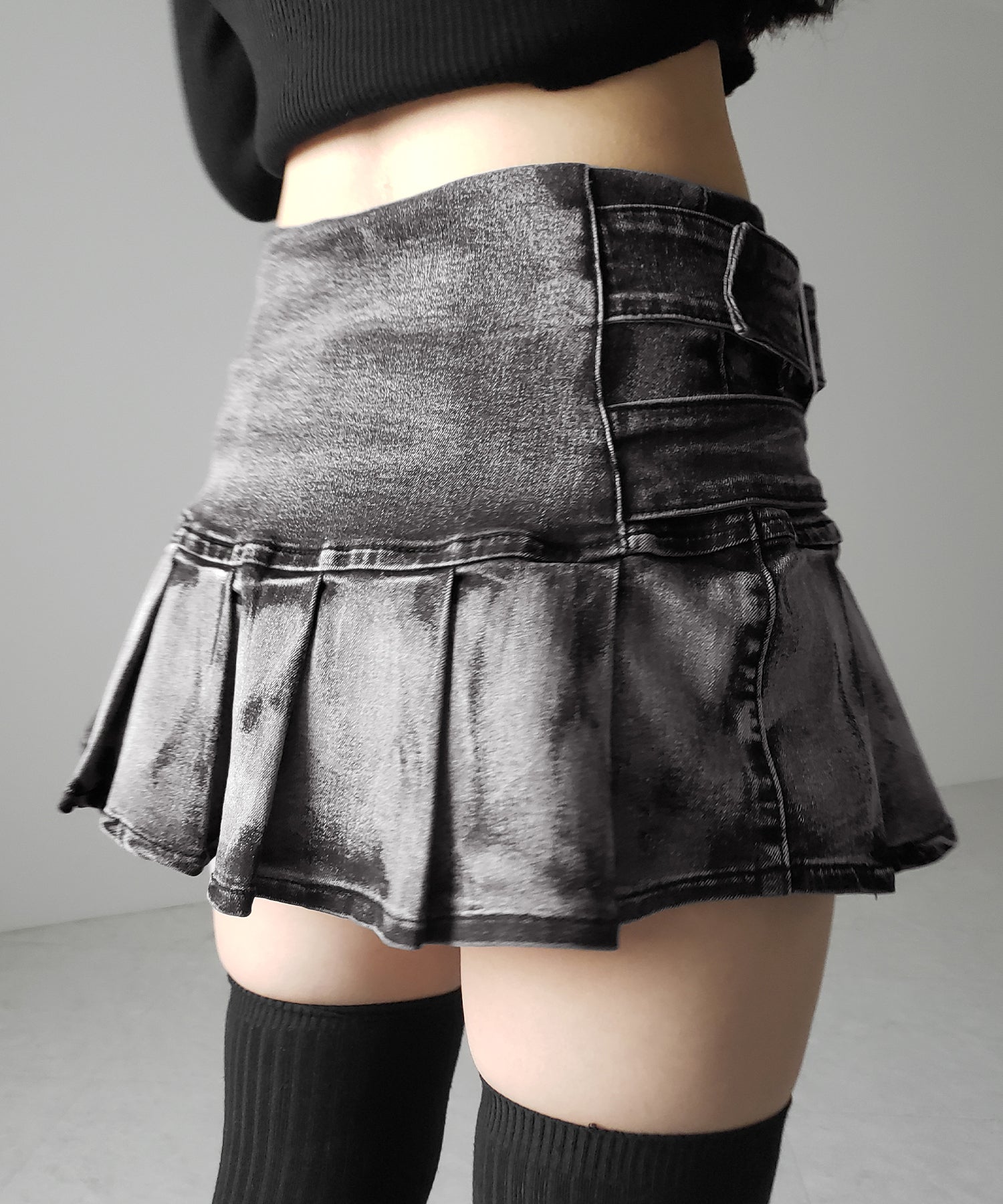 【 インパン裏地付 】ダブルベルトヴィンテージデニムプリーツミニスカート ／ double belt vintage denim pleats mini skirt