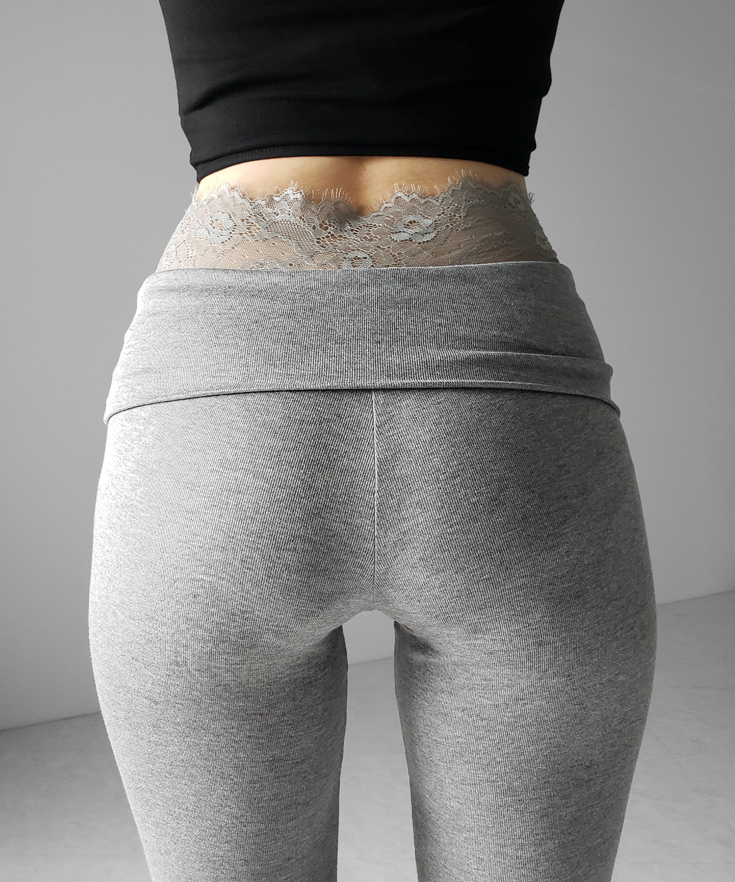 ウエストレーススリムドレープカットソーフレアパンツ ／ waist lace slim drape cutsew flare pants