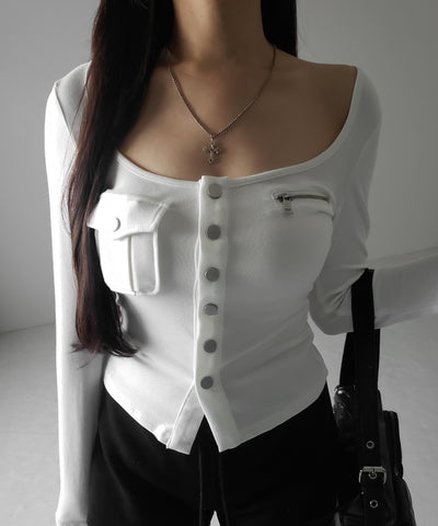 アウトポケットスクエアネック長袖スリムTシャツ ／Out pocket square neck long sleeve slim T-shirt