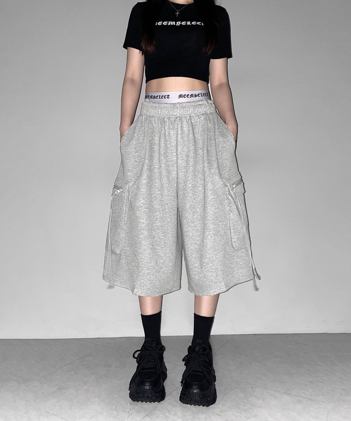 タックワイドカーゴスウェットハーフパンツ / tuck wide cargo sweat half pants