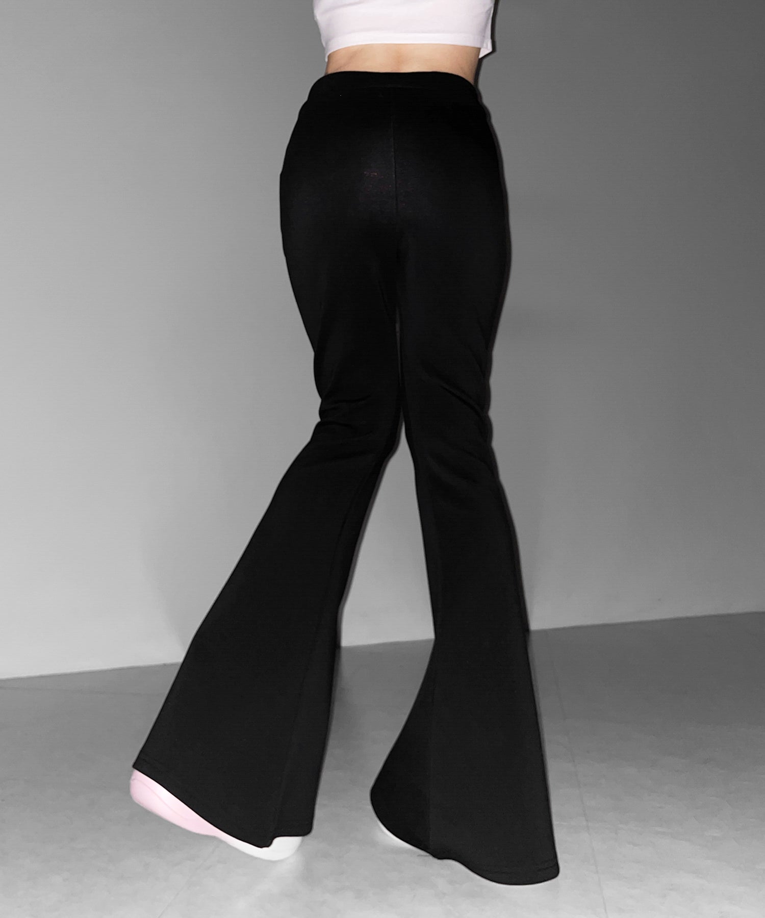 【 PINK ANGEL CLUB 】レタリングロゴスウェットフレアパンツ ／ PINK ANGEL CLUB lettering logo sweat flare pants