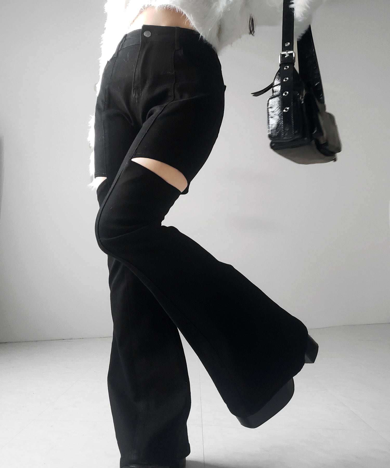 カットアウトヴィンテージストレッチフレアデニム ／ cutout vintage stretch flare denim