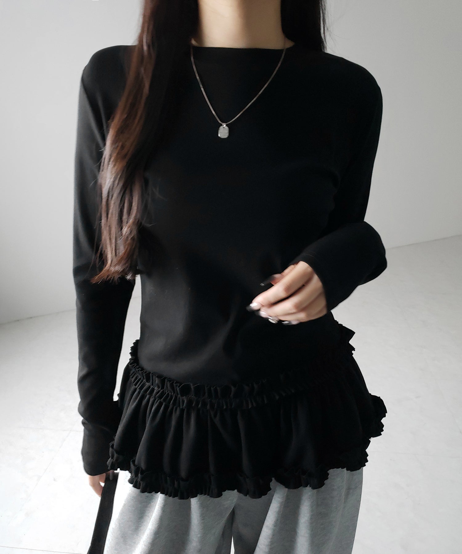 【 ３color 】裾フリルレイヤード長袖トップス ／ hem frill layered long sleeve tops