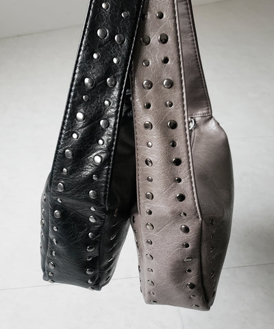 【 ２color】スタッズデザインスクエアショルダーバッグ ／ stud design square shoulder bag