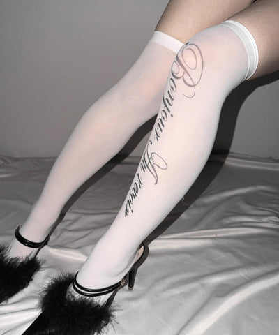 【 選べる３柄アソート 】レタリングロゴシアーニーハイソックス ／ lettering logo sheer knee high socks