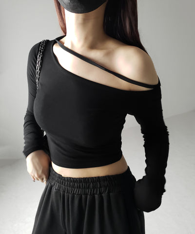 【 ３color 】ストラップワンショルダーショートカットソートップス ／ strap one shoulder short cutsew tops