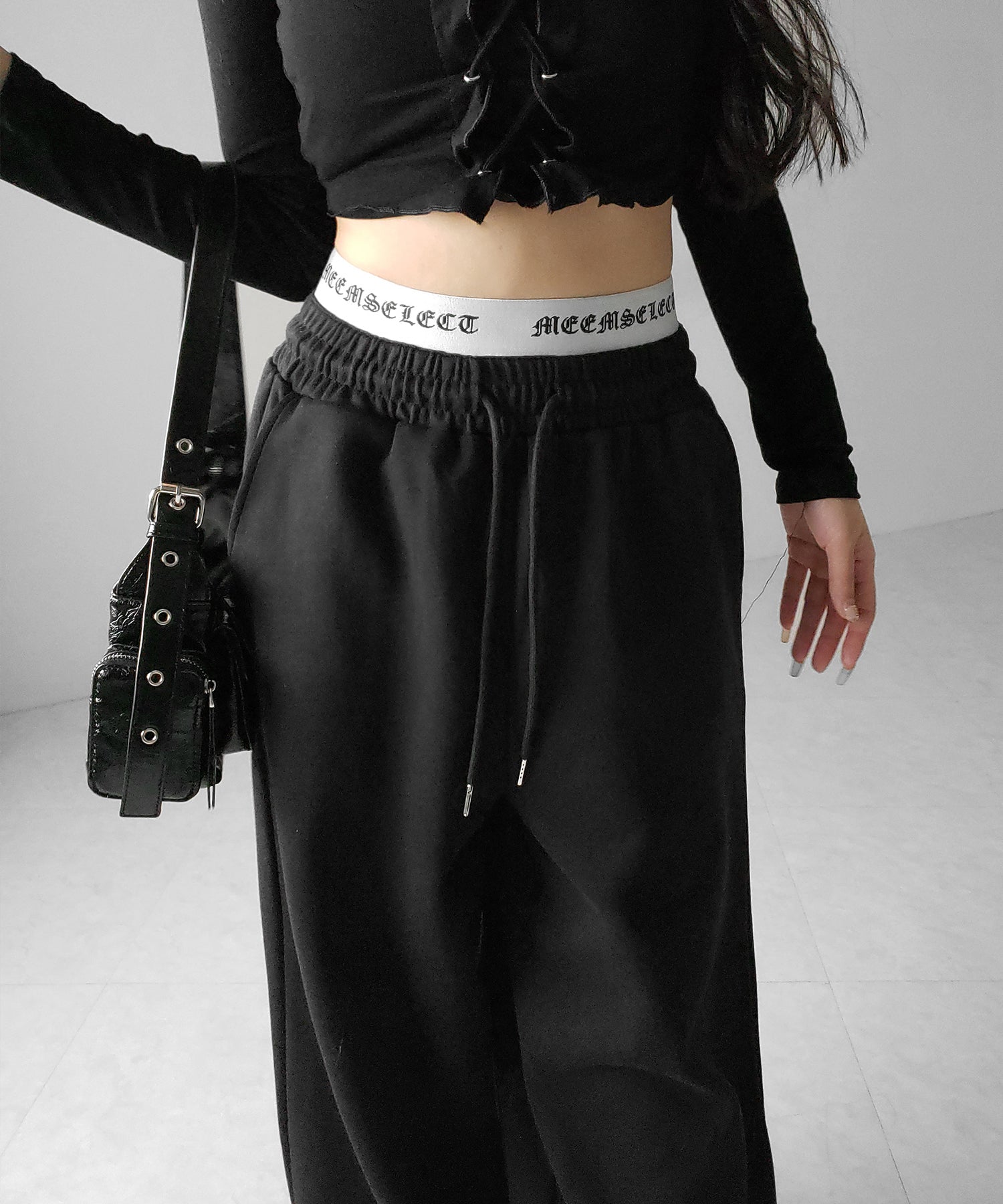 ウエストグランジロゴスウェットワイドパンツ ／ waist grunge logo sweat wide pants