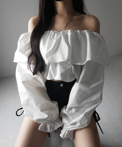 【 ２color 】オフショルダーフリルショートブラウス ／off shoulder frill short blouse