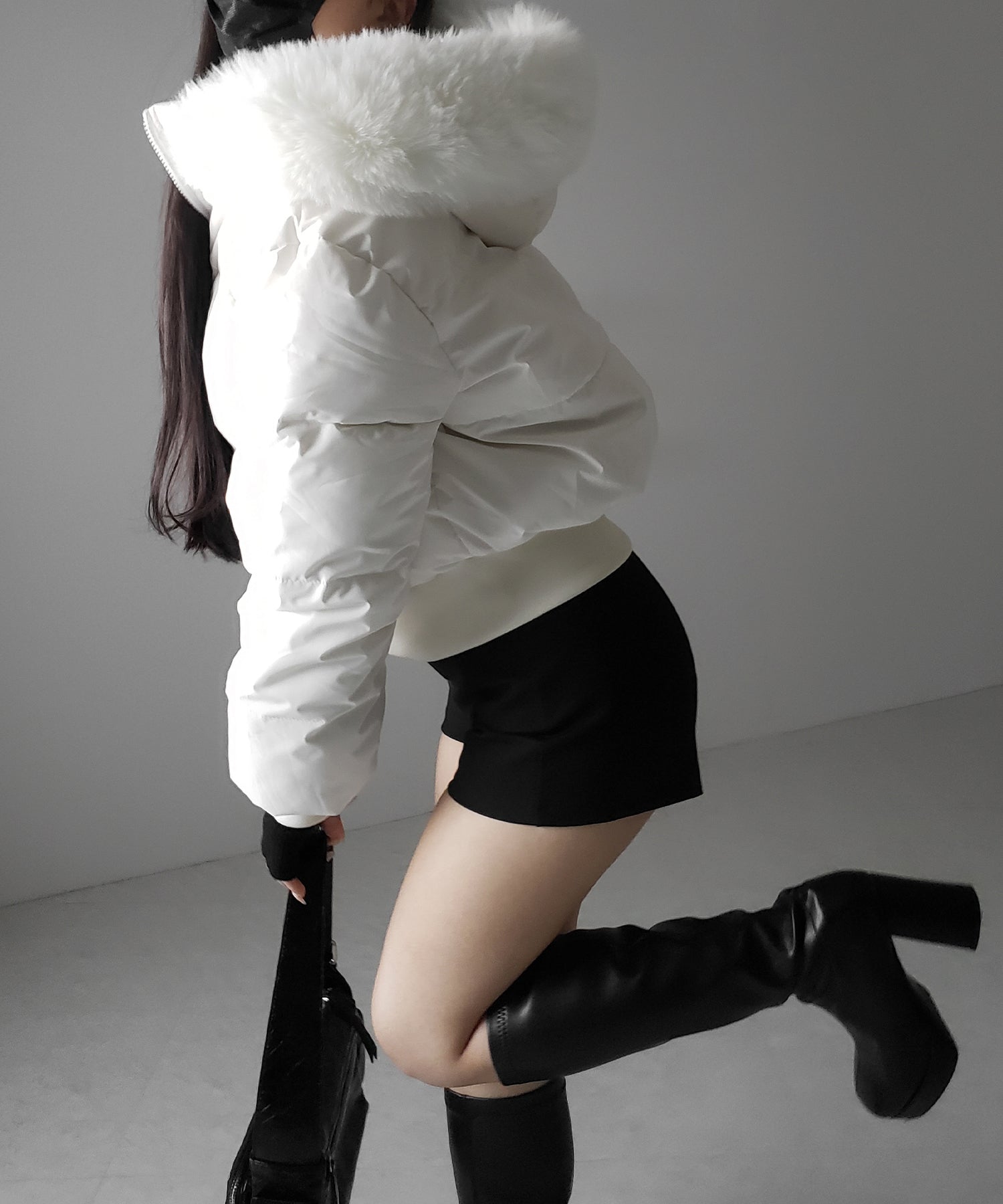 【 フード取り外し可能２ＷＡＹ 】フェイクファーフードショートダウンジャケット ／ 2WAY fake fur hoodie short down jacket