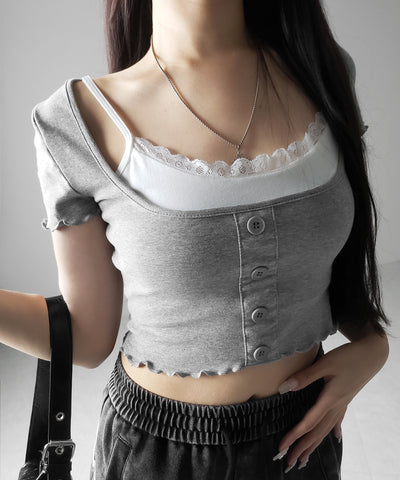 【 ２点セット 】レイヤードレースキャミソール ＋ スクエアネックフロントボタンTシャツ SET