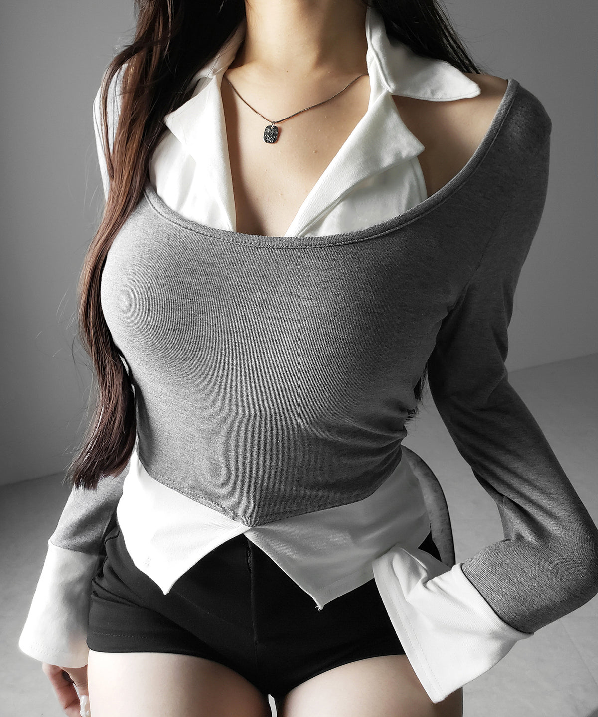 カットアウトフェイクレイヤード長袖Ｔシャツ ／ shirts like cutout fake layered long sleeve T-Shirt