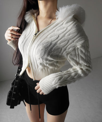 ファーフーディダブルジップショートニットパーカー ／ Fur hooded double zip short knit hoodie