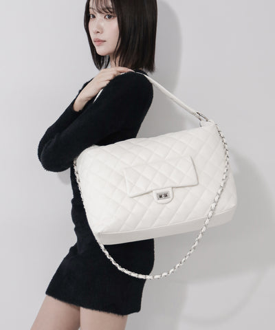 【 ショルダーストラップ付き２WAY 】キルティングスクエアトートショルダーバッグ / quilted square tote shoulder bag