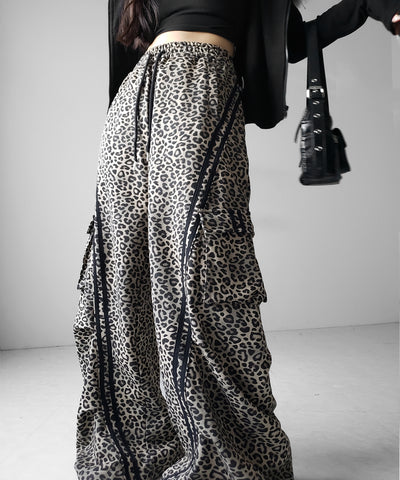 【 裾絞り可能２WAY 】レオパードヴィンテージサイドラインタックワイドスウェットパンツ ／ leopard vintage side line tuck wide sweatpants
