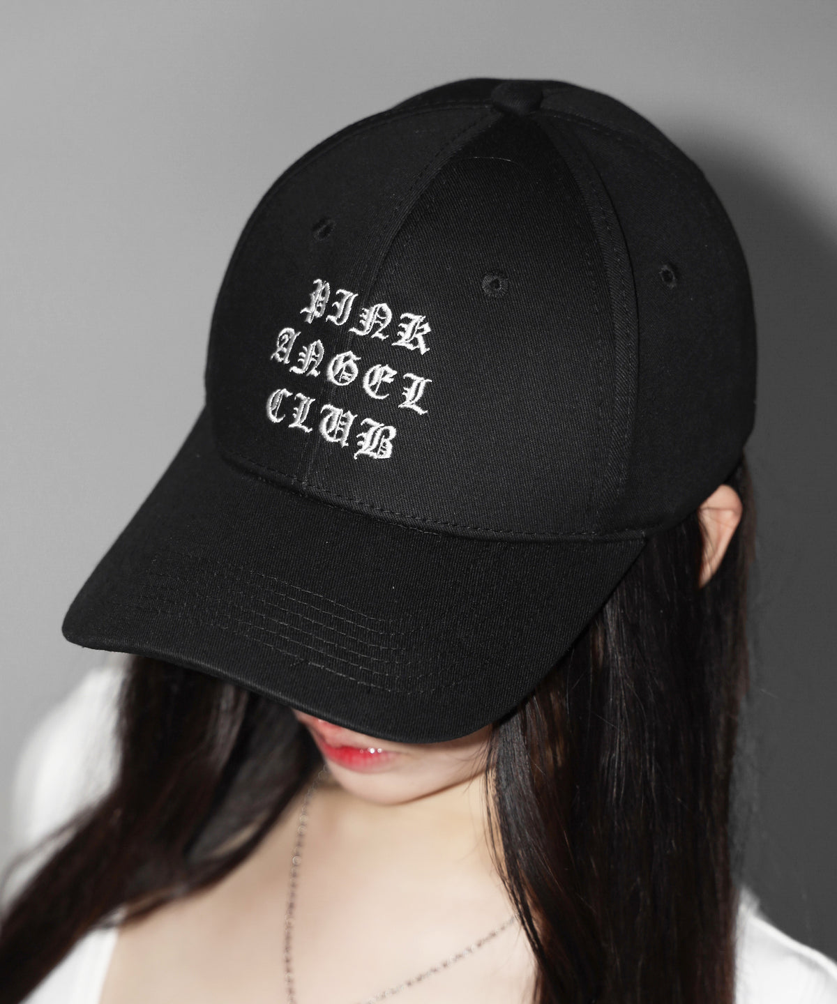 【 PINK ANGEL CLUB 】 GRUNGE LOGO embroidery CAP ／ グランジロゴ刺繍キャップ