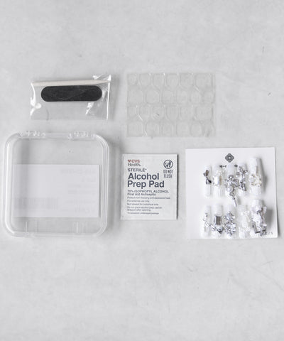 【 限定先行販売 】wishcore angel pearl white nail tips