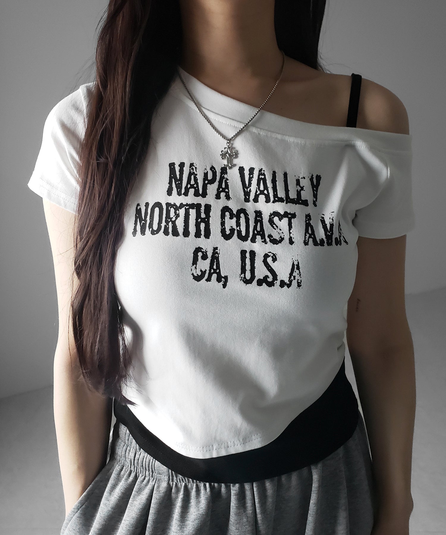 ヴィンテージロゴワンショルレイヤードＴシャツ ／ vintage logo one-shoulder layered T-shirt