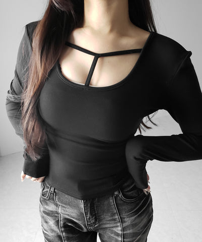 【 裏起毛 】カットアウトストラップスリムカットソートップス ／ cutout strap slim cutsew tops