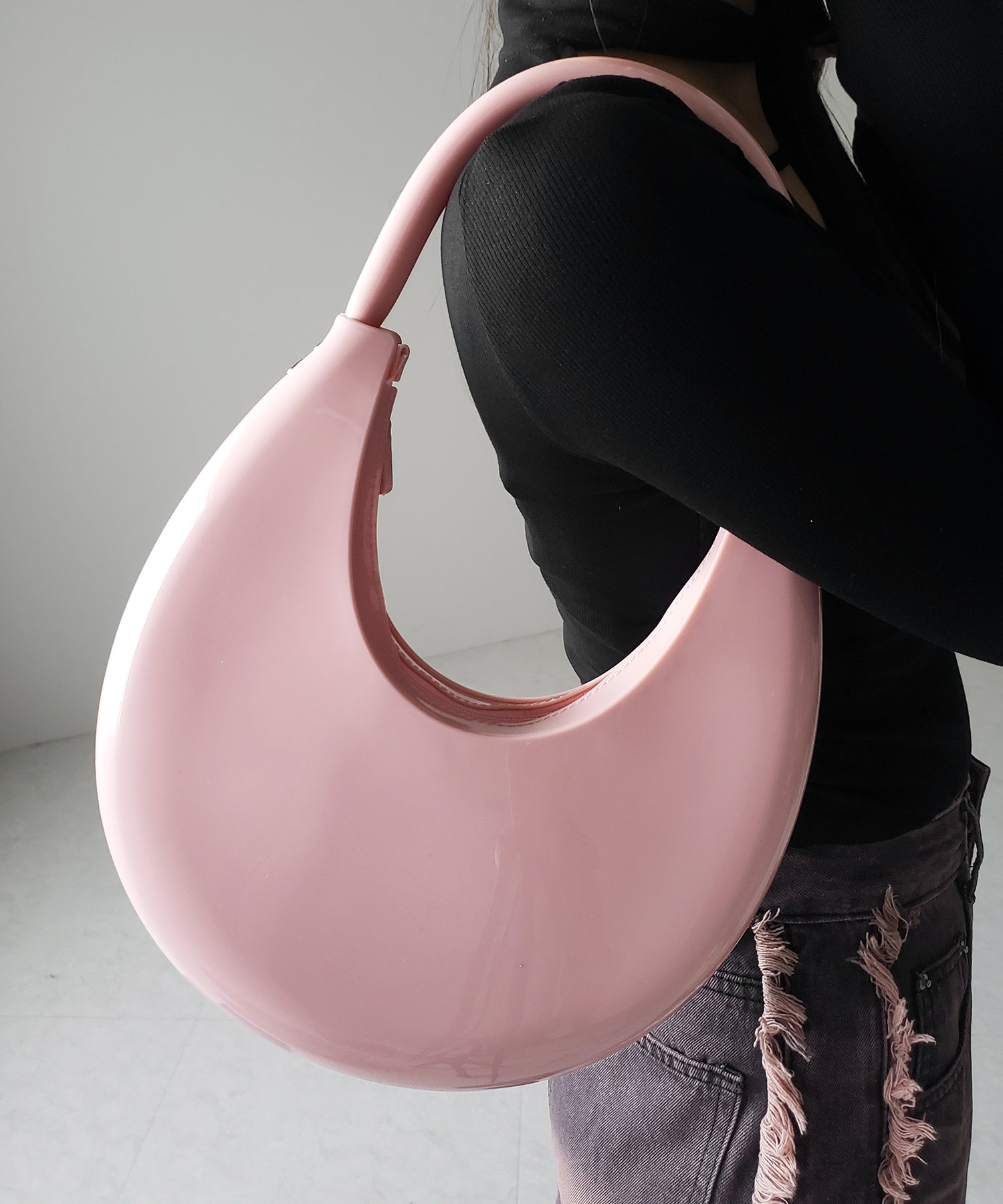 【 ２color 】 PVC ハーフムーンショルダーバッグ ／ PVC HALF MOON SHOULDER BAG