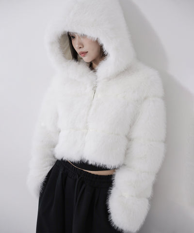 フェイクファーフーディショートコート ／ fake fur hoodie short coat