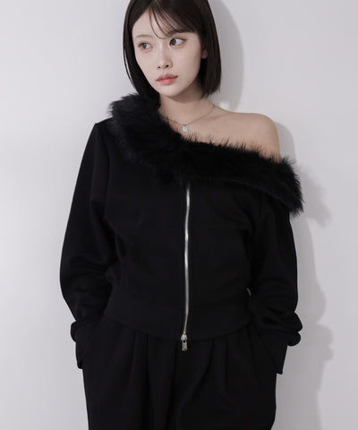 【 セットアップ 】ファーダブルジップワンショルスウェット＆タックワイドスウェットパンツ ／ Fur double-zip one-shoulder sweatshirt ＆ tuck wide sweatpants SETUP