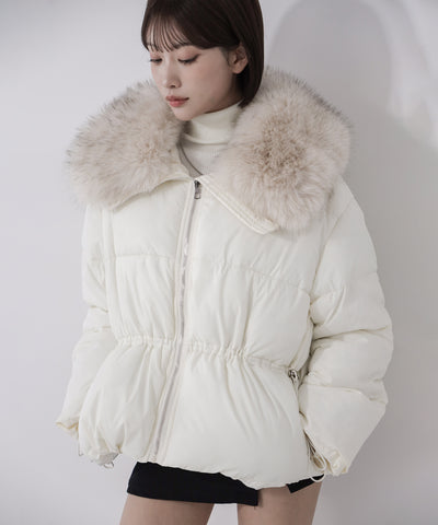 ファーカラーウエストマークミディダウンジャケット ／ fur collar waist-mark midi down jacket