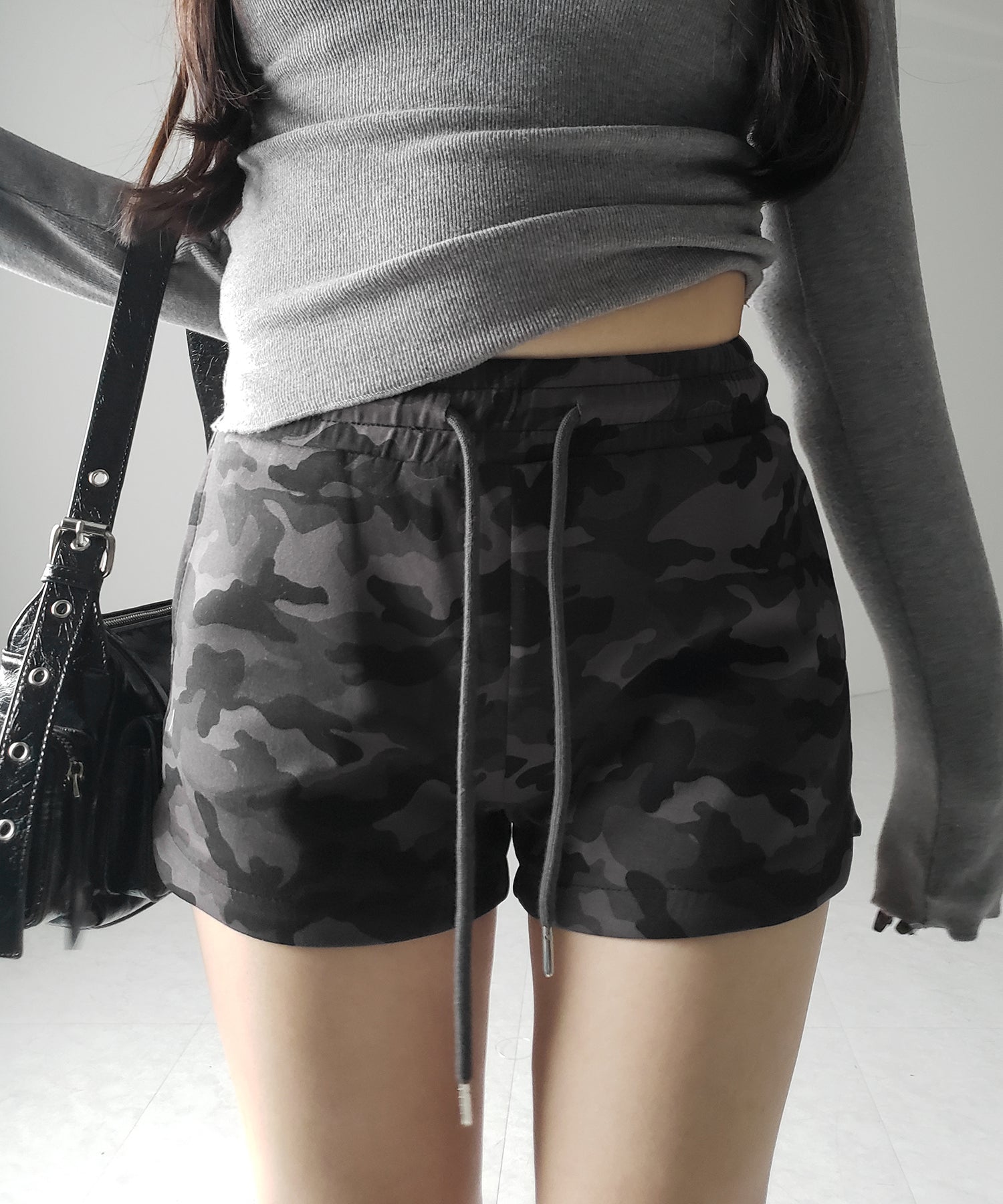 【 ２color 】ヴィンテージカモフラタイトショートパンツ ／ Vintage camouflage tight short pants