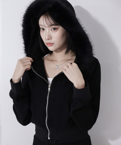 【 セットアップ 】ファーフードショートパーカー＆スウェットフレアパンツ ／ Fur short hoodie ＆ sweat flare pants SETUP
