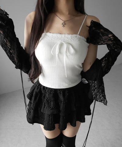 フロントリボンレースショートキャミソール ／ front ribbon lace short camisole