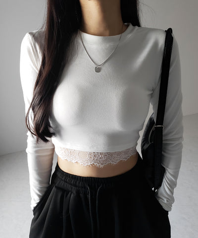 【 裏起毛 】裾レースドッキングショートＴシャツ ／ hem lace docking short Tee