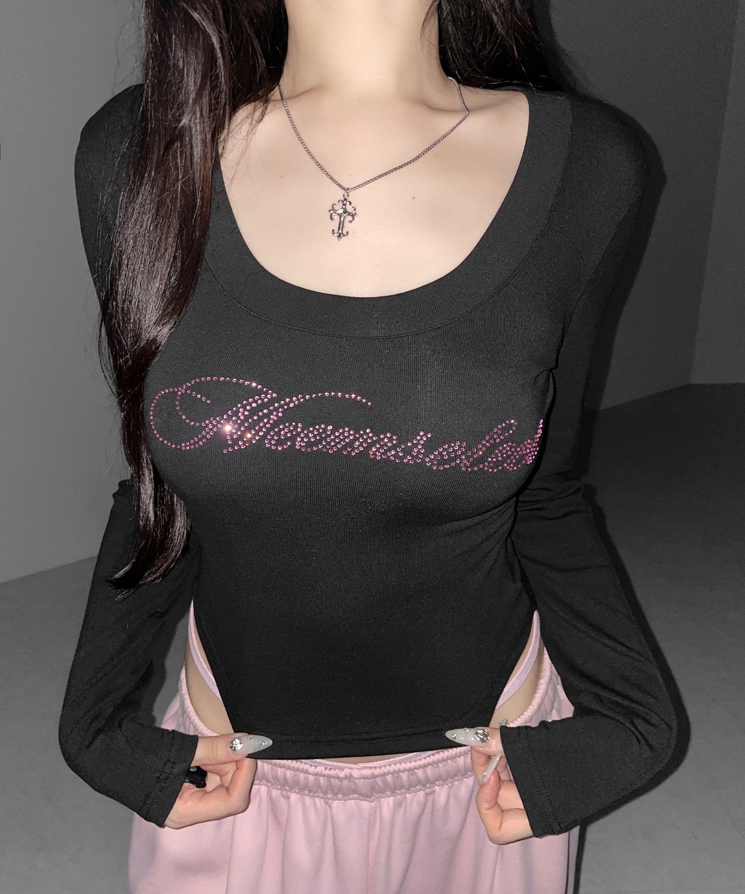 ラインストーンロゴスリムフィットロンT ／ Rhine stone logo slim fit long sleeve T-shirts