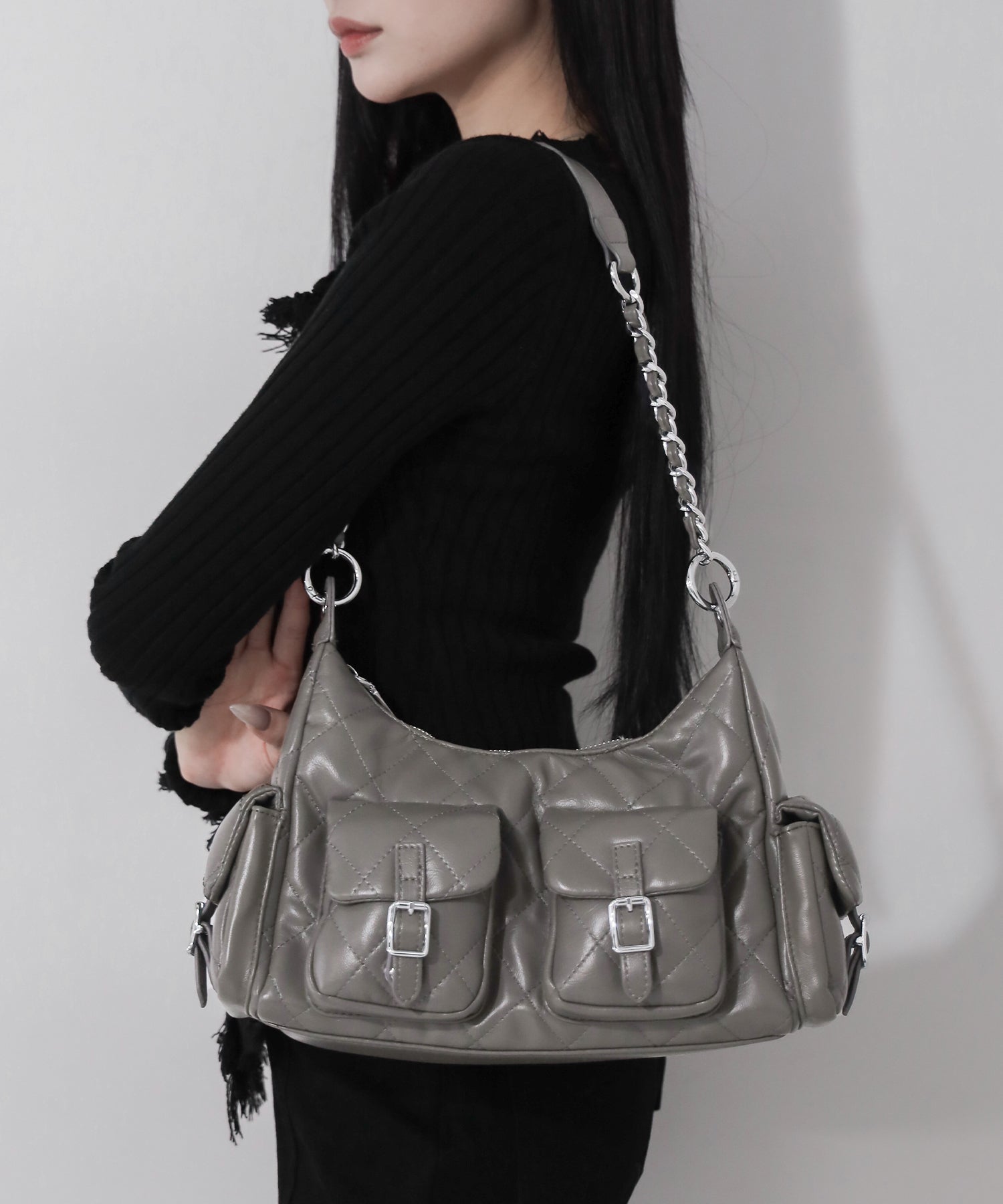 【 ２WAY 】アウトポケットキルティングチェーンショルダーバッグ ／ 2WAY out pocket quilting chain shoulder bag