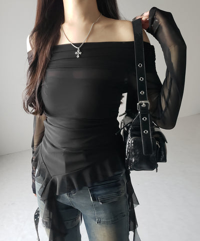 【 ２color 】アシンメトリーフリルオフショルシアートップス ／ asymmetrical frill off-shoulder sheer tops