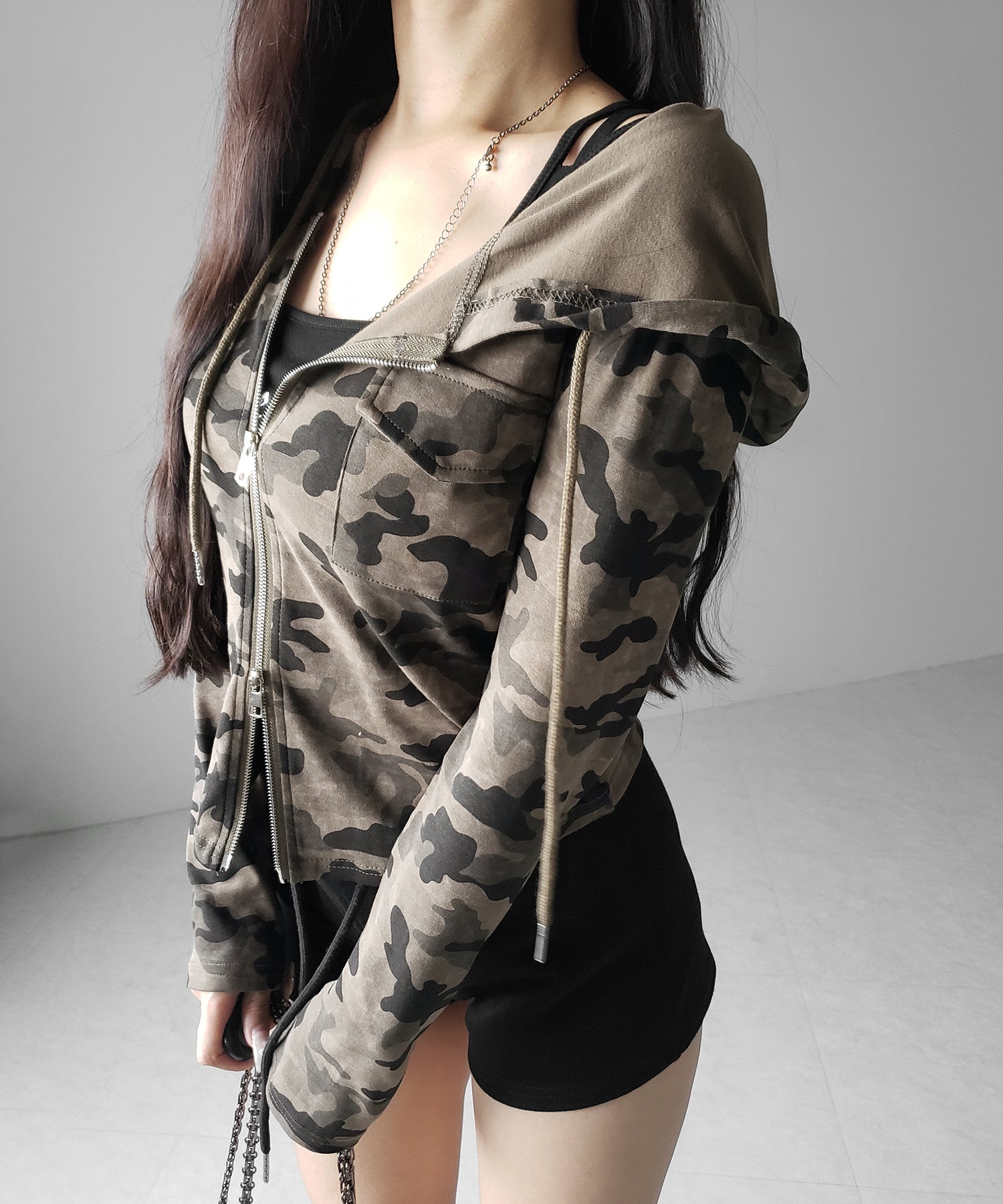 ヴィンテージカモフラダブルジップカットパーカー ／ vintage camouflage double zip cut hoodie