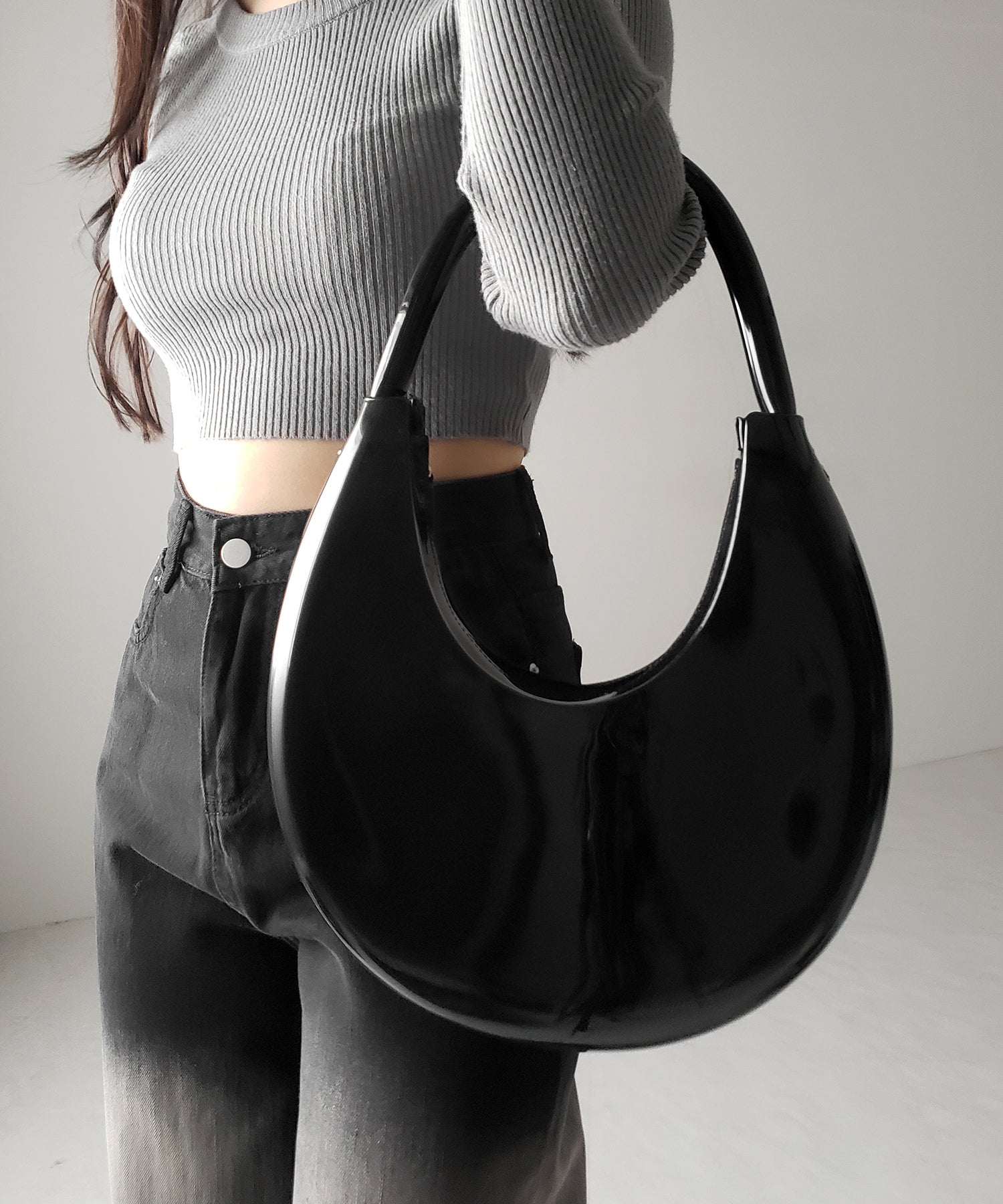 【 ２color 】 PVC ハーフムーンショルダーバッグ ／ PVC HALF MOON SHOULDER BAG