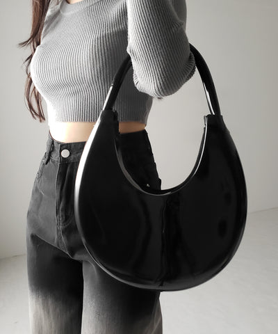【 ２color 】 PVC ハーフムーンショルダーバッグ ／ PVC HALF MOON SHOULDER BAG