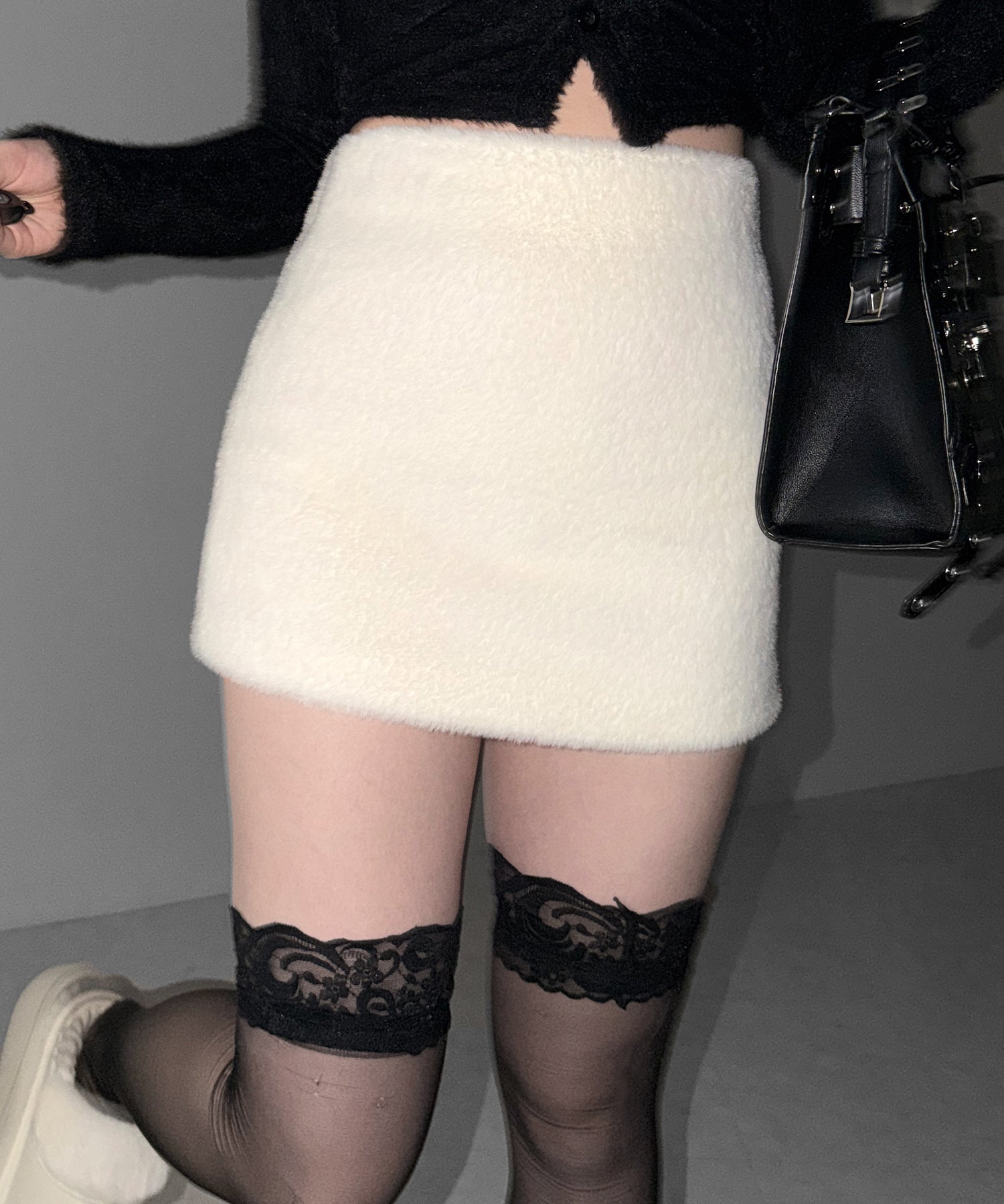 ハイウエストシャギータイトミニスカート ／ high waist shaggy tight mini skirt