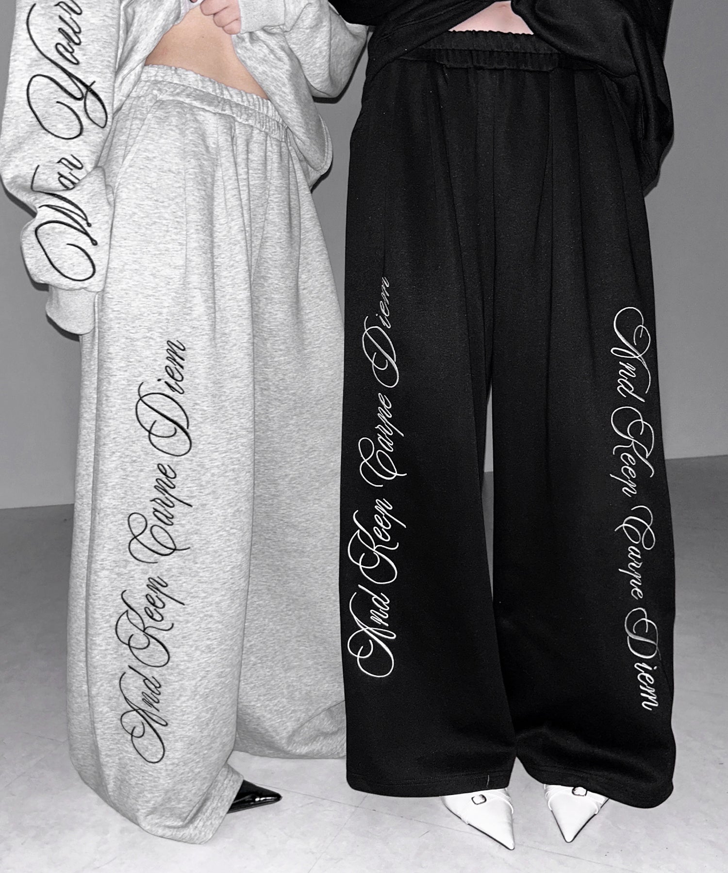 レタリングロゴ刺繍ワイドスウェットパンツ ／ lettering logo embroidery wide sweatpants