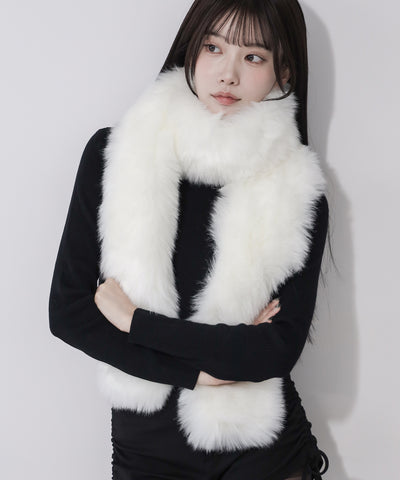 フェイクファーボリュームロングマフラー ／ fake fur volume long muffler