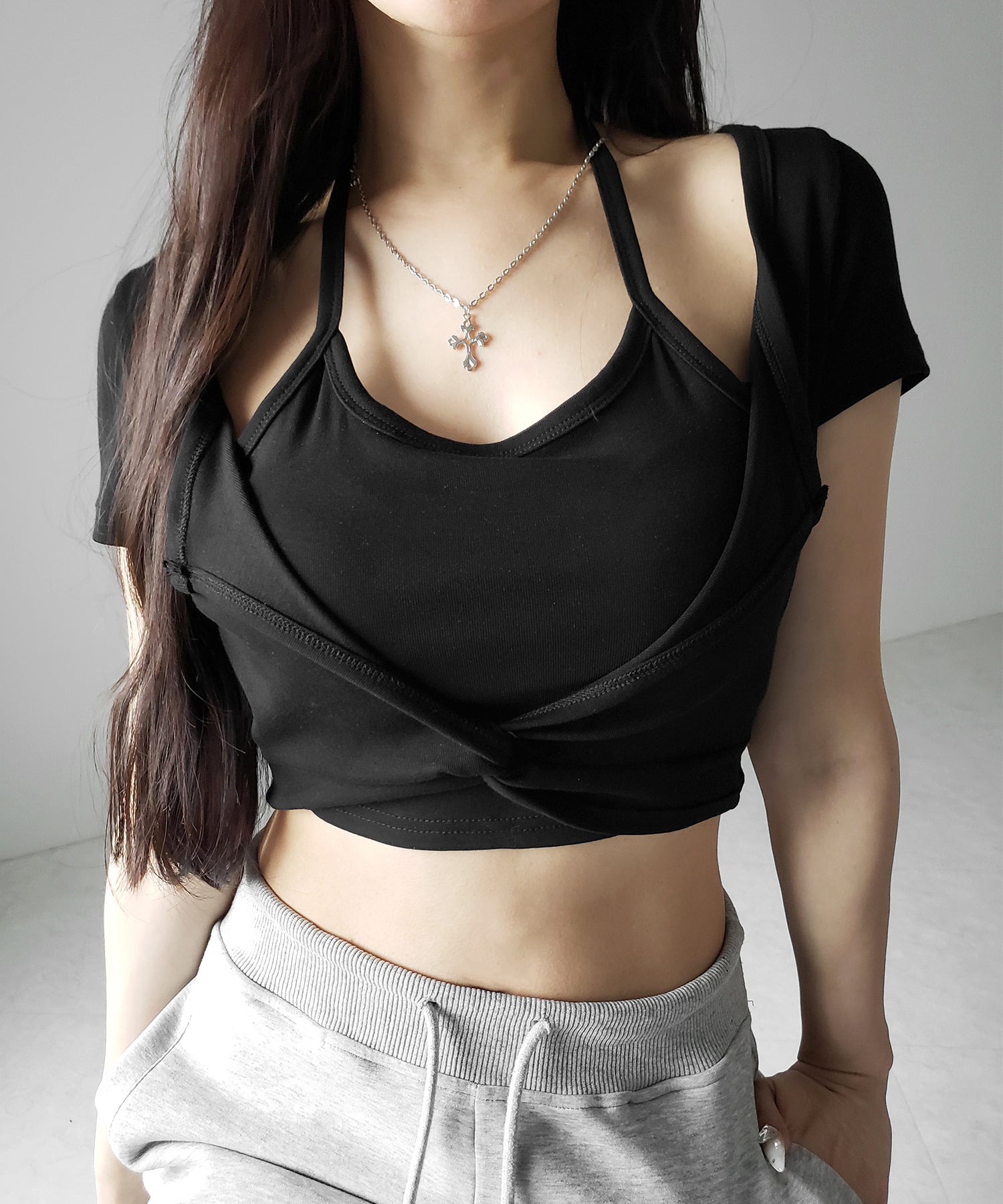 ホルターネックレイヤードショートぴちＴシャツ ／ halter neck layered short pichi T-shirts