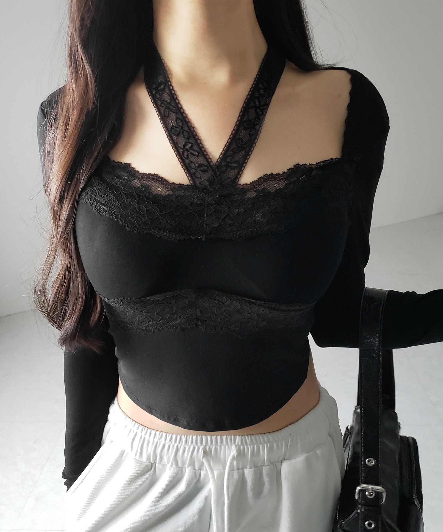 【 ２color ／ ２WAY 】クロスネックレースリボンスクエアカットソートップス ／ cross neck lace ribbon square cutsaw tops