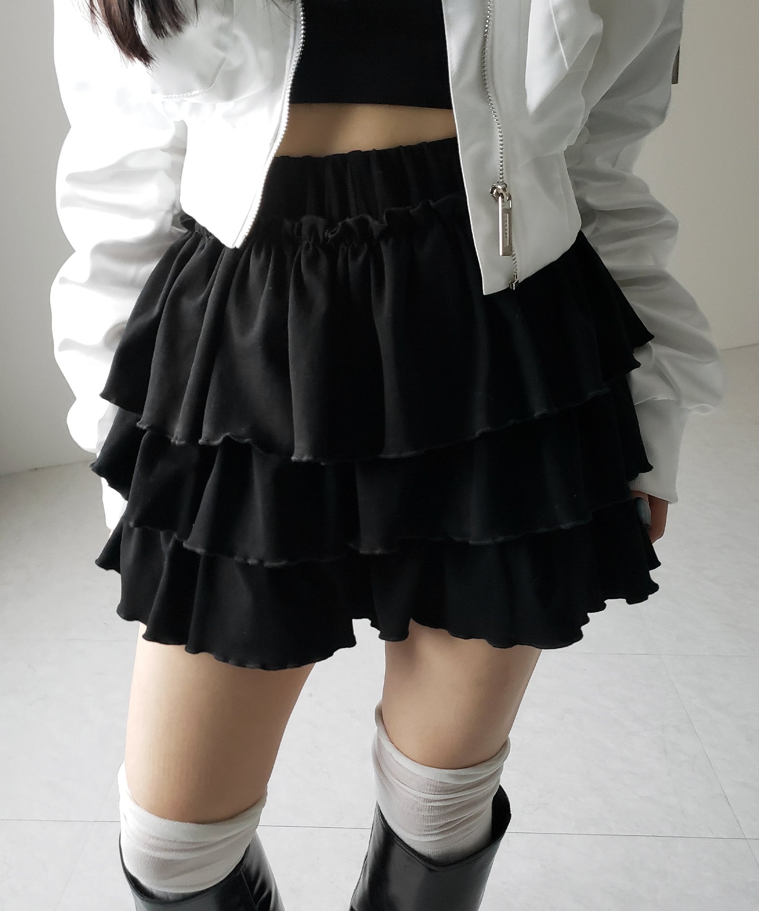 【 ３color 】３段フリルカットソーミニスカパン ／ 3 frill cutsew mini skirt pants