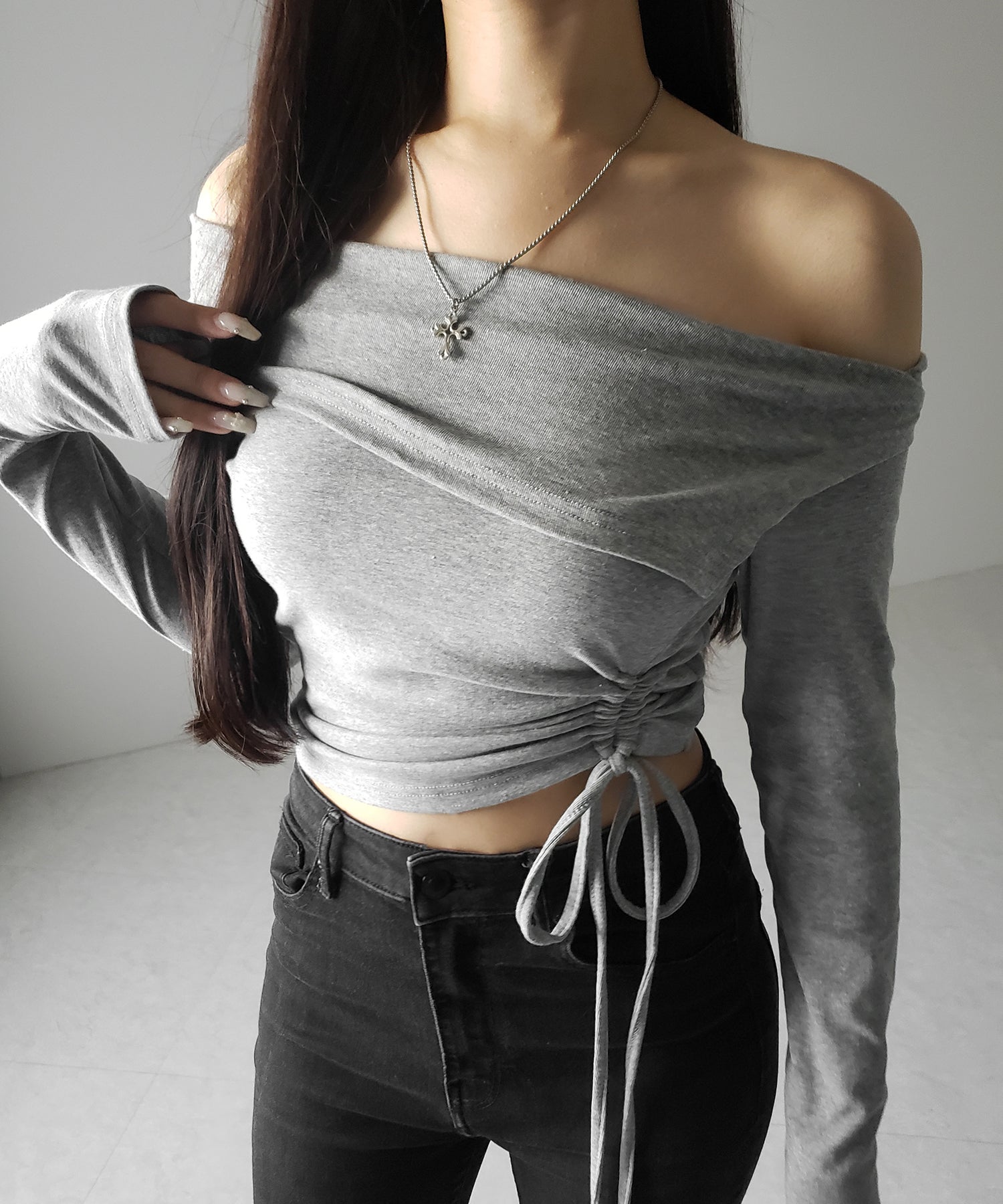 シャーリングリボンショートオフショルカットソートップス ／ shirring ribbon short off shoulder cutsew tops