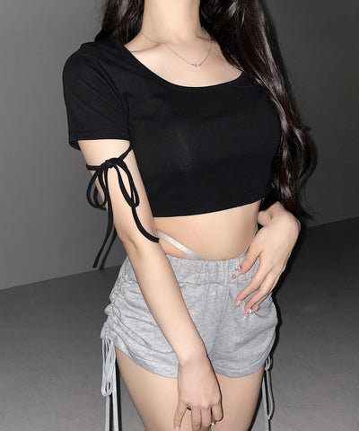 リボンスクエアネックタイトＴシャツ ／ ribbon square neck tight T-shirts